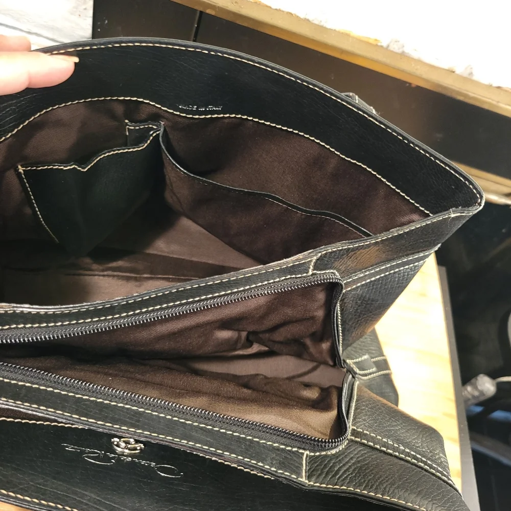 Oscar de la Renta Tassel Front Leather Bag - Picture 11 of 14